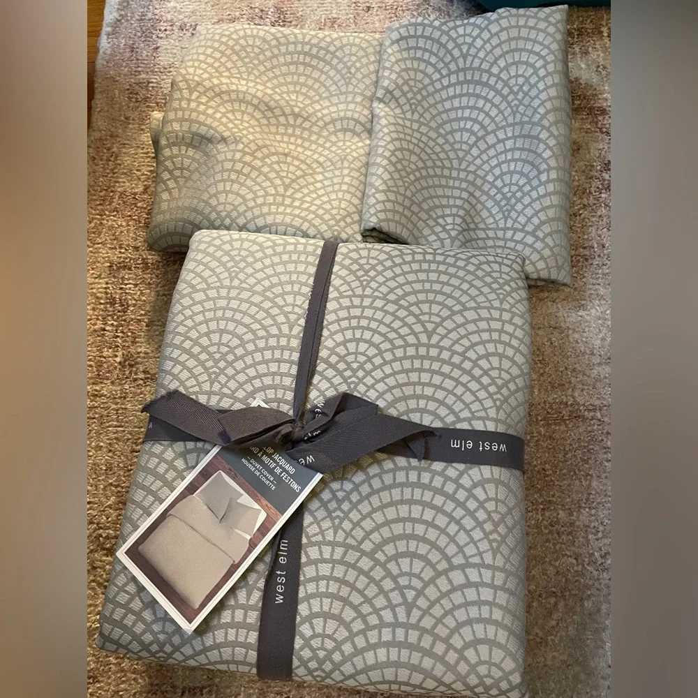 NEW NWTWest Elm Scallop Jacquard Geometric Fan Cotton King Duvet 2 Euro Sham Set